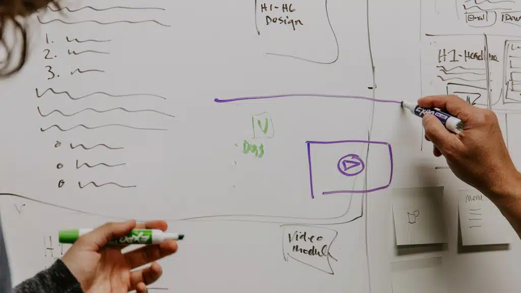 How to Implement an Effective Multichannel SMS Strategy